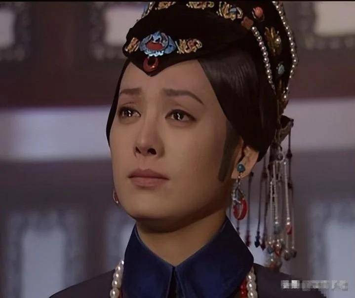 身上这股"老人味",让她成为我们最讨厌的旅游搭子_李斯丹妮_节目_花少