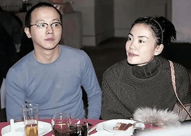 歌坛天后王菲好事将近?三婚对象竟是他?