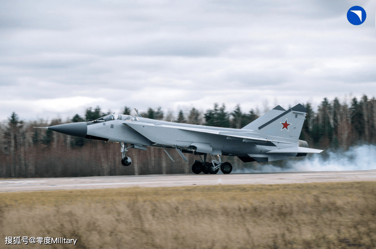 米格-31bm截击机:为何猎狐犬如此受青睐_轻型战斗机_雷达_地面测试