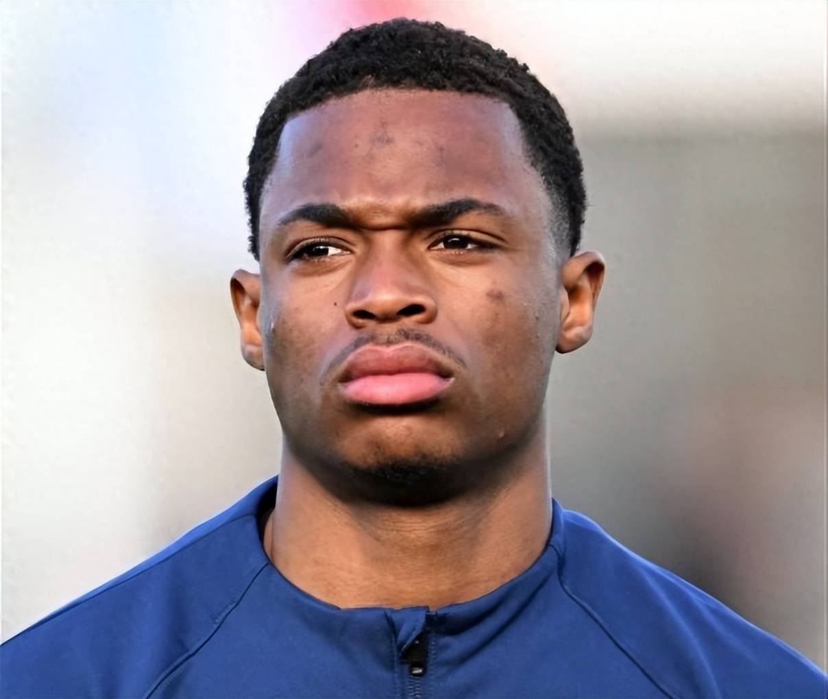 5500万签3强援!阿隆索赚翻,勒沃库森华丽升级,凯恩夺冠更难了