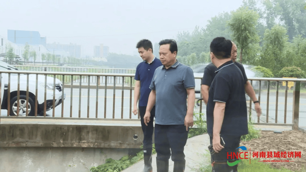 夏邑县委书记闫长安调研城市防汛和城区积水点改造工作