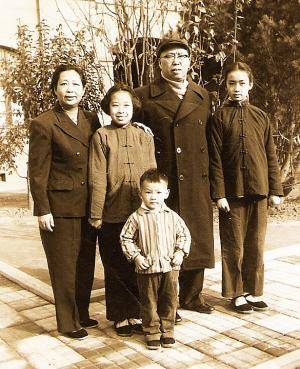 十大元帅子女有10位将军,刘伯承培养4位少将,贺龙培养2中将_朱琦_朱敏