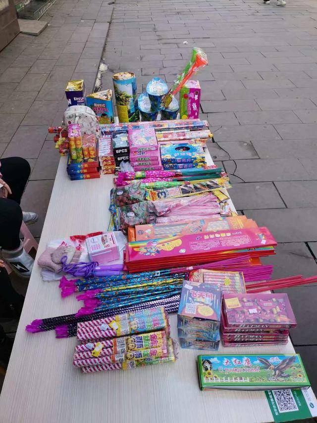 "加特林"净利润很高,小批发商日收入过万!烟花行业有多暴利?