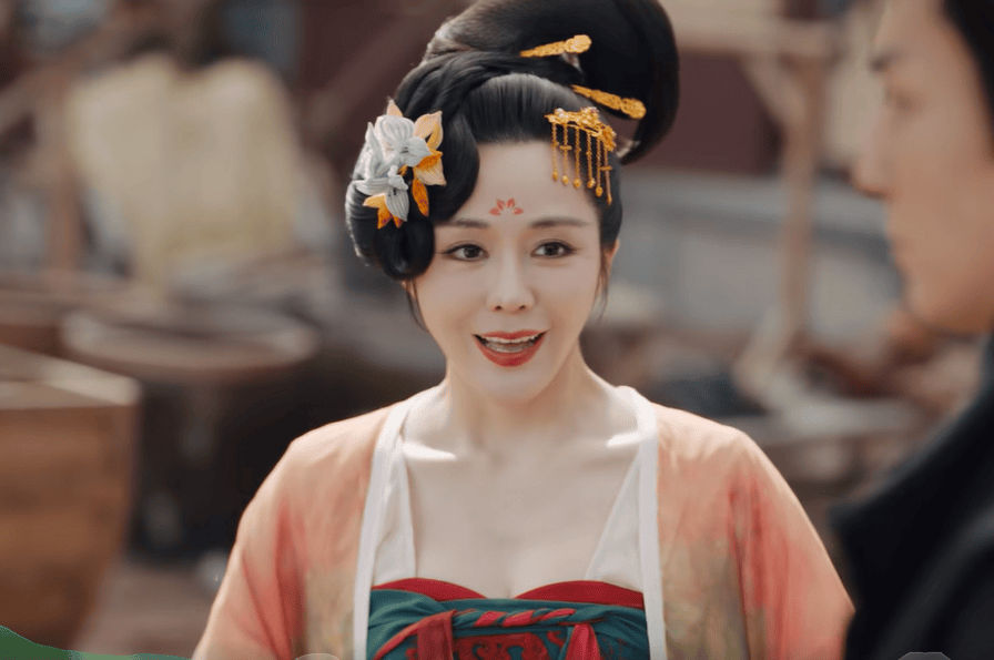 看了《唐诡2》中的马夫人和樱桃就懂了!