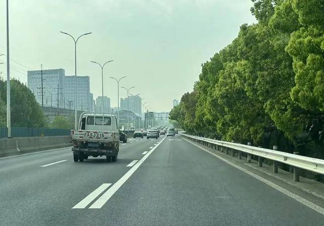 上海车主叫苦，被这条线坑惨！-上海车辆查询电话