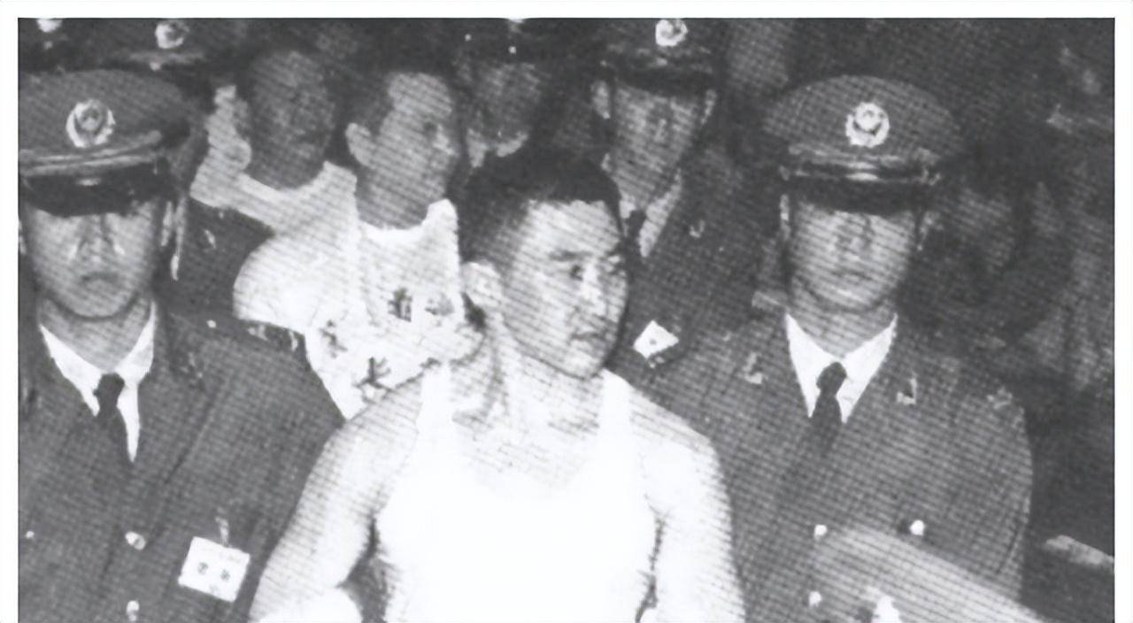 1998年,长春"地下皇帝"梁旭东被捕,扬言自己有人,结果如何?