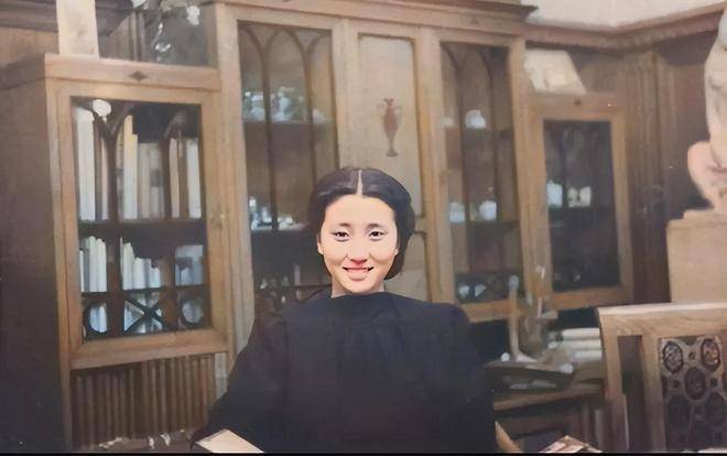 钱学森夫人蒋英,一度被钱家收养当女儿,才貌双全照片惊艳众人