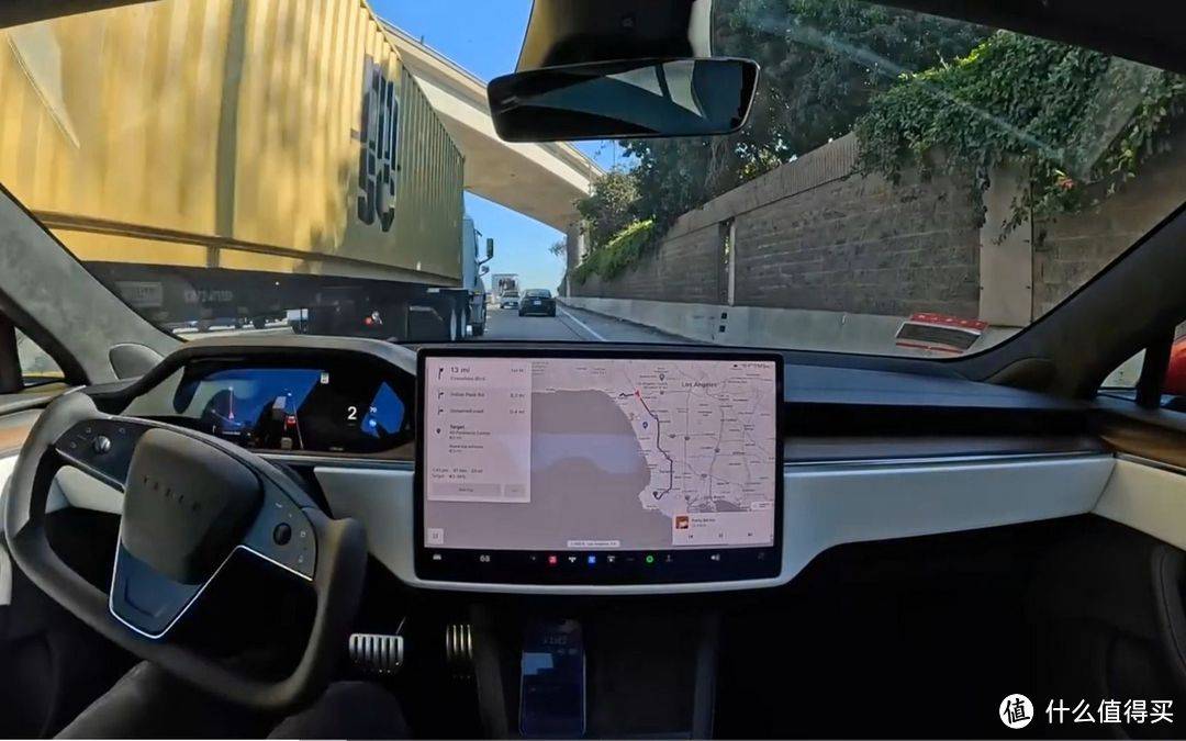 特斯拉无人驾驶出租车或将年内入华！中美科技竞赛再升级？-特斯拉无人驾驶技术价格