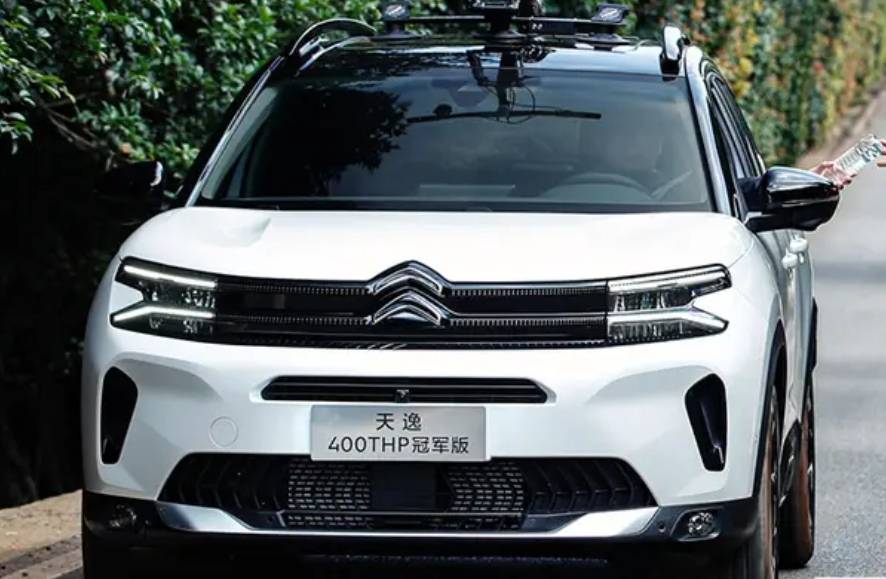 东风雪铁龙推出天逸c5 aircross 400thp冠军版,售价18.27万元起