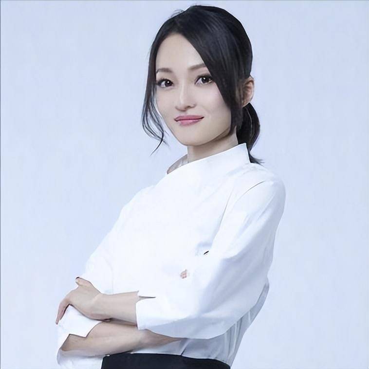 港台最牛的八位女歌手排行榜,第一名女歌手已红了近60年!