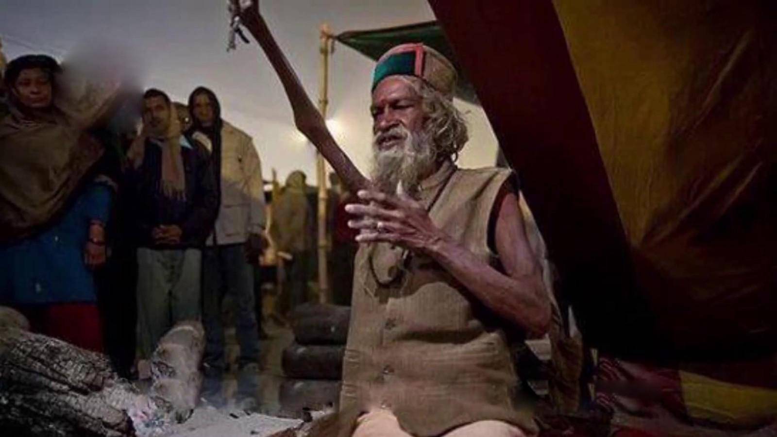 印度91岁苦行僧自称78年不进食,安装监控后揭开真相:尴尬不已