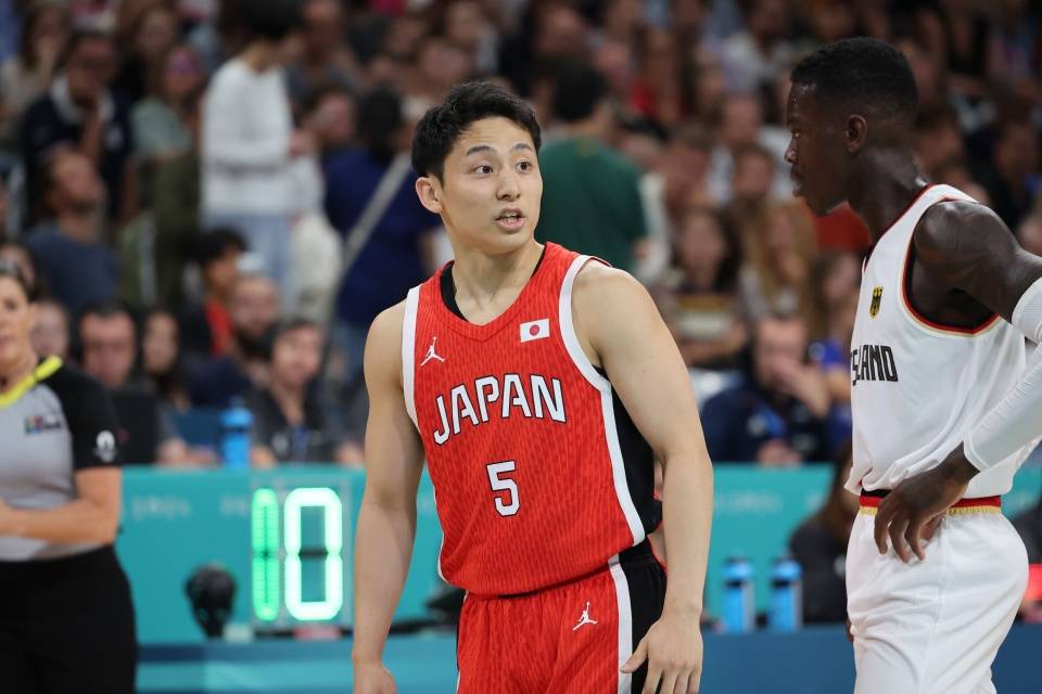 CBA速递｜中国男篮重新集结 女篮对阵西班牙 日本输德国引深思-中国男篮和西班牙交锋战绩图