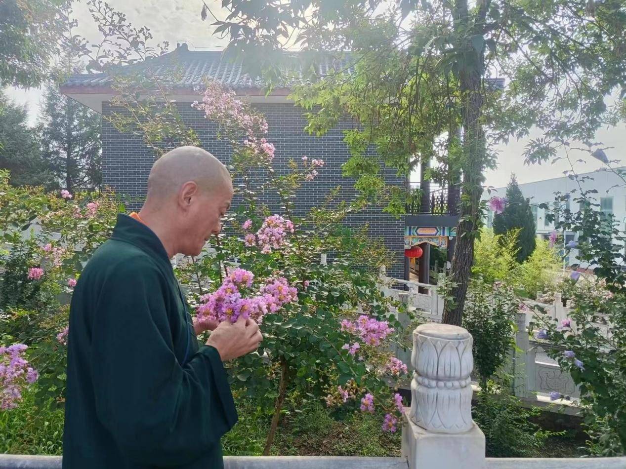 北京普照寺僧人庄严法师