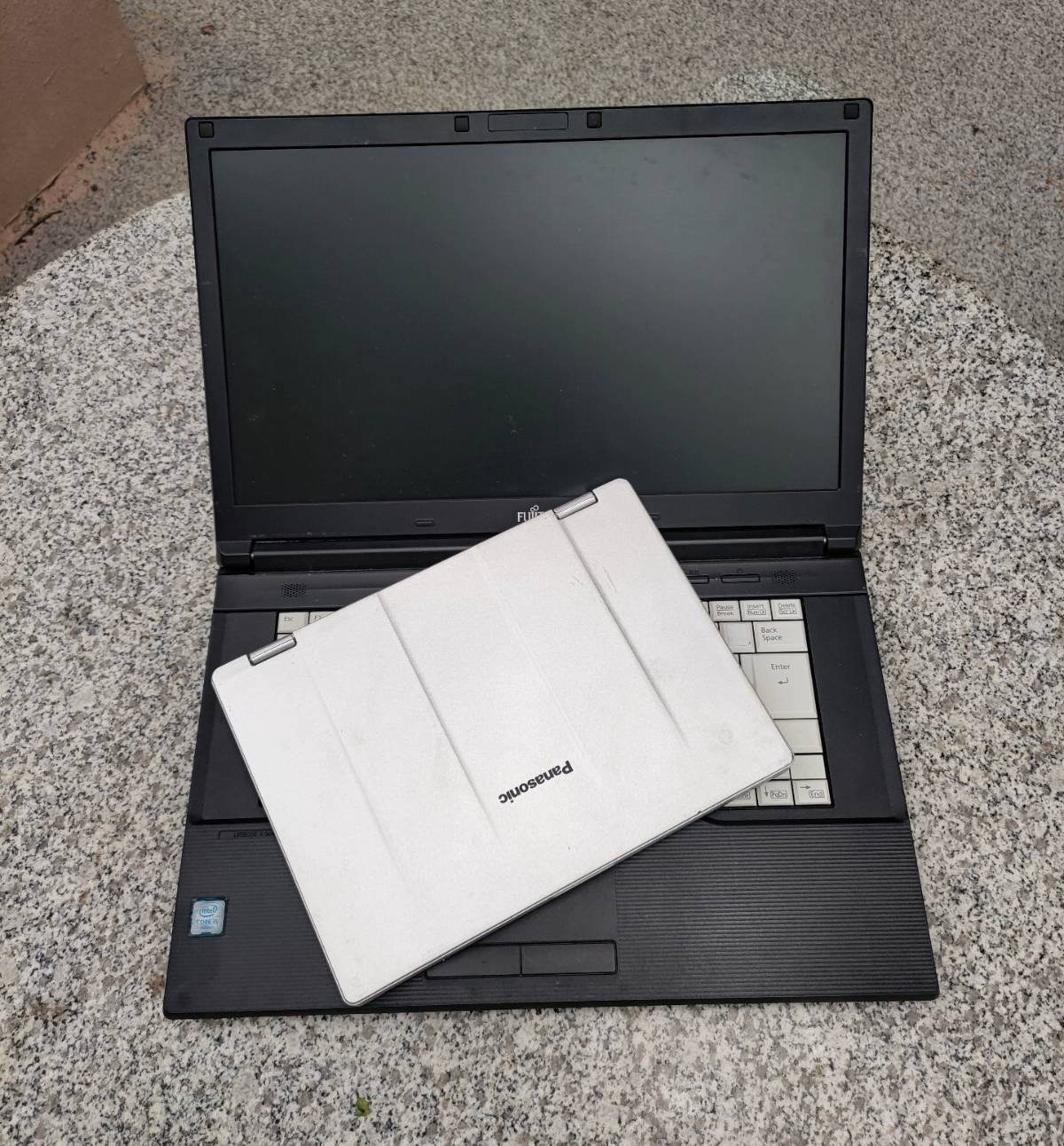 超轻的洋垃圾"翻转本",10寸只有600克,开价490元_笔记本_接口_机器