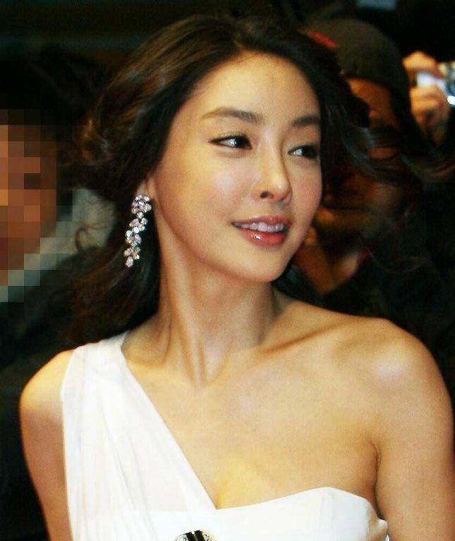 韩国女星张紫妍:用自己的亲身经历,讲述了韩国演艺圈的悲剧!