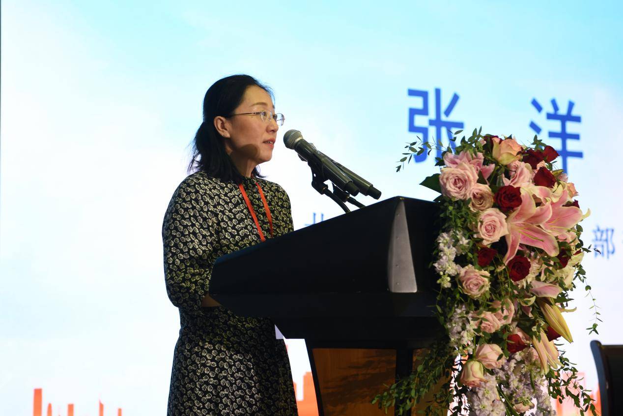 开幕式上,北京市总工会张洋部长发表了热情洋溢的讲话,她强调了托育