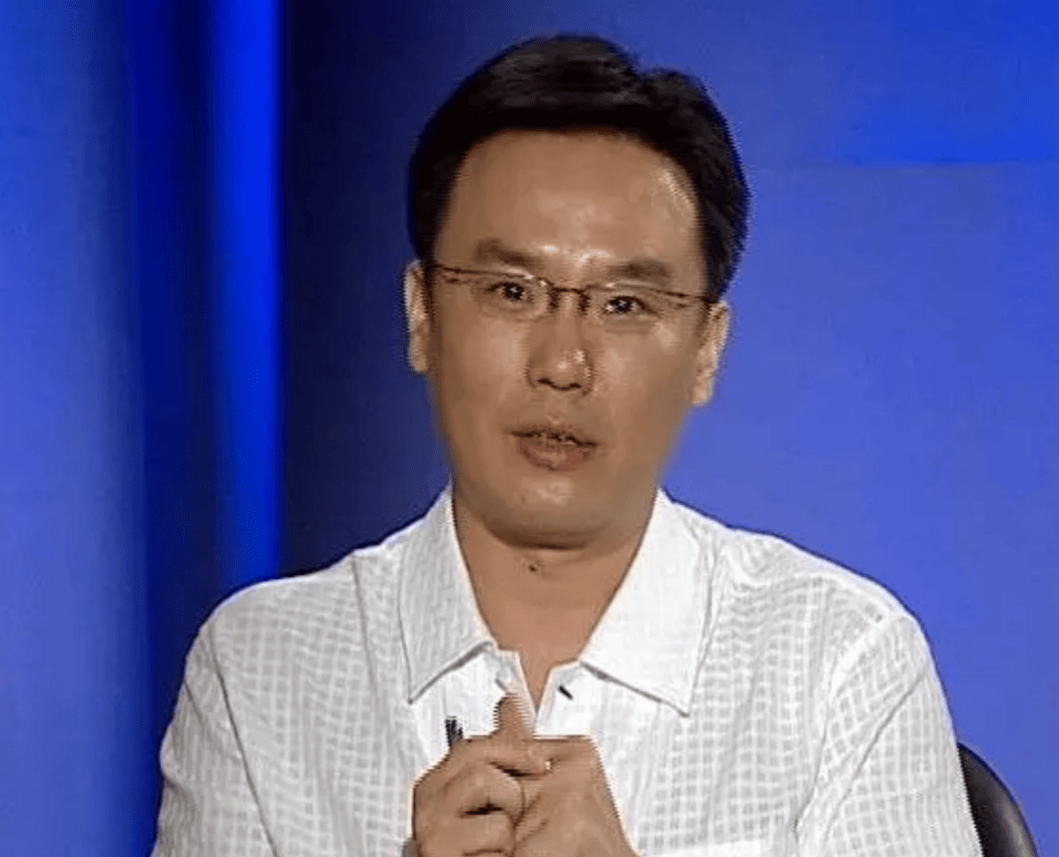 央视著名主持人张羽:工作26年零失误,当红时离职去当名企副总裁