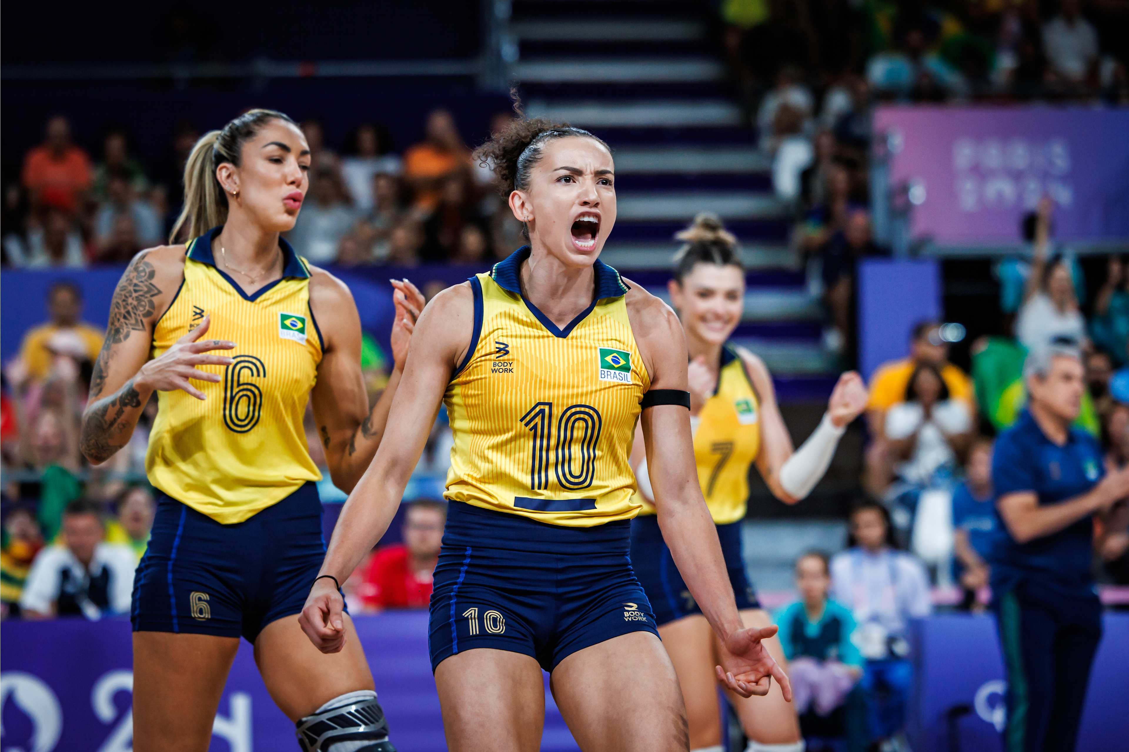 巴西女排3-0强势淘汰多米尼加,单局让对手得13分,先赢一局后还稳定