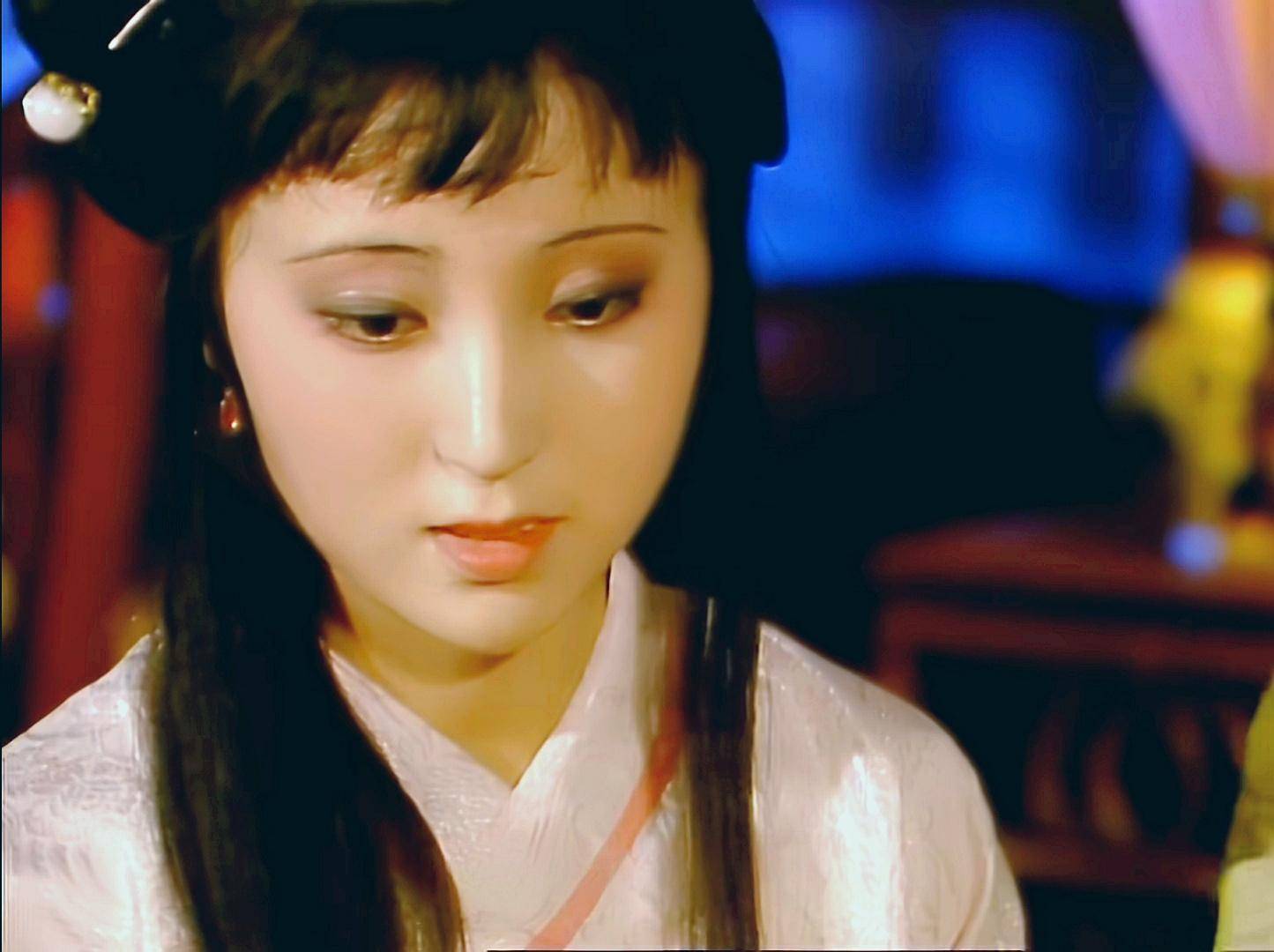 薛宝钗"吃"贾宝玉,贾宝玉"吃"林黛玉,宝玉婚姻是一条食物链