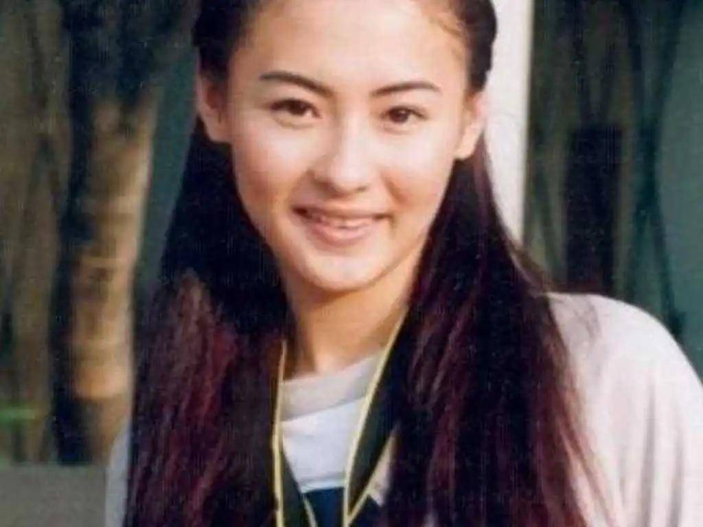 谢贤终于公开承认,张柏芝三胎是自己孙子,谢霆锋默不作声!