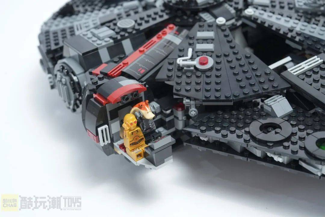 一半海水,一半火焰—乐高星球大战75389黑暗千年隼开箱评测!