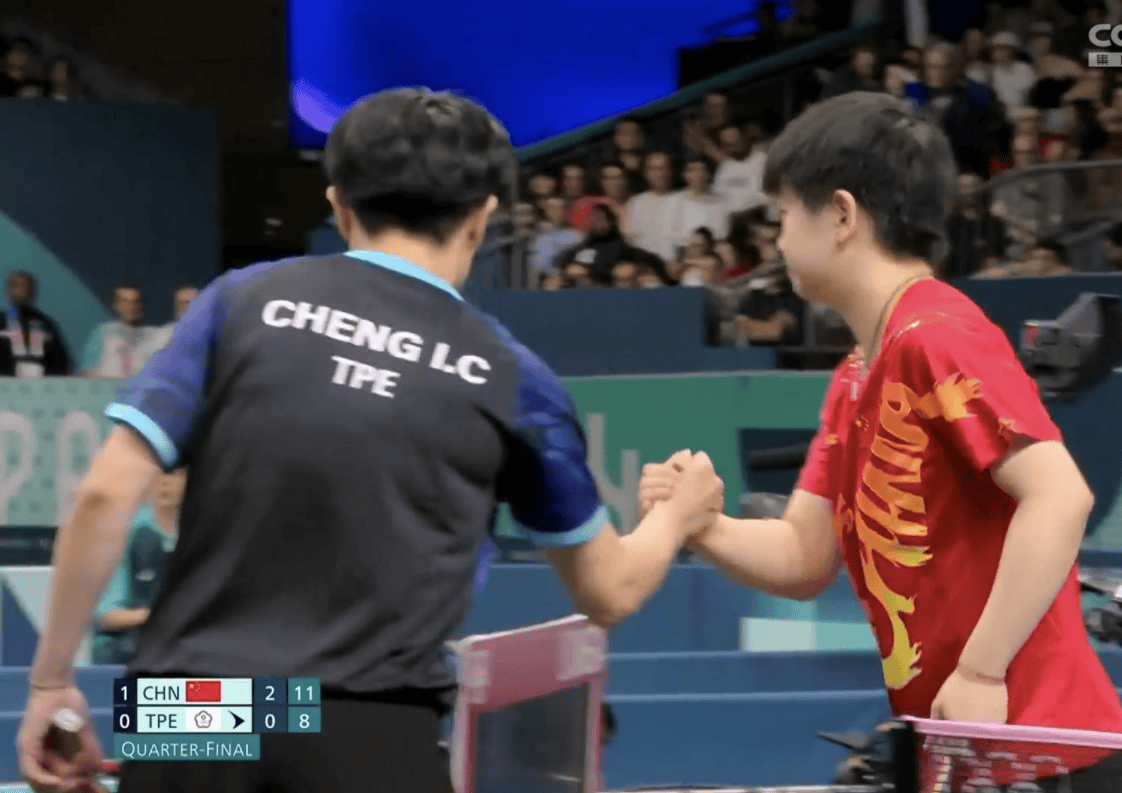 原创            孙颖莎3-0狂胜！第2局11-2，但第3局闪电六连鞭比第二局更精彩-孙颖莎和王楚钦