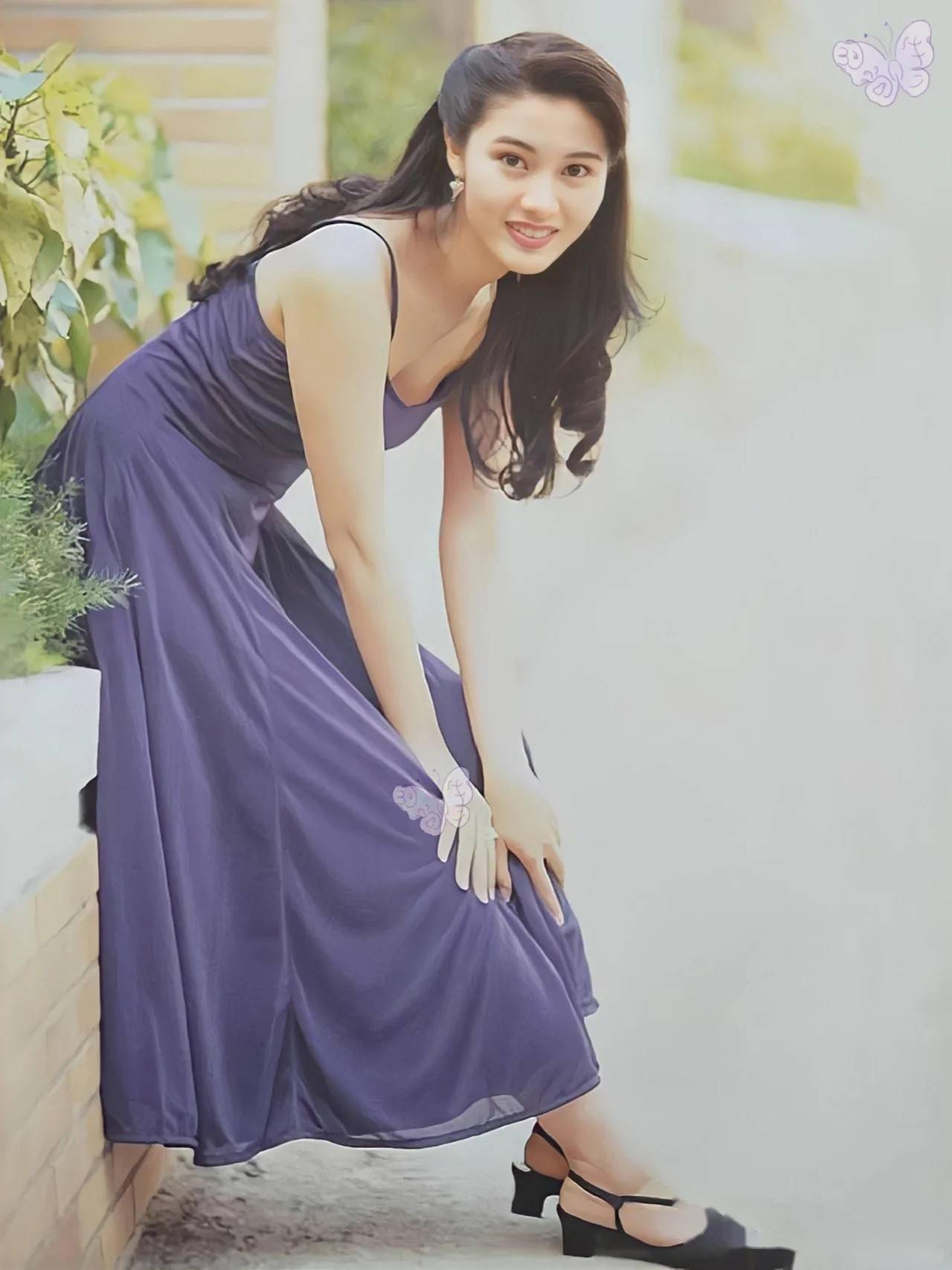 香港实力影后李嘉欣45岁写真曝光,这谁顶得住她的迷人风采与完