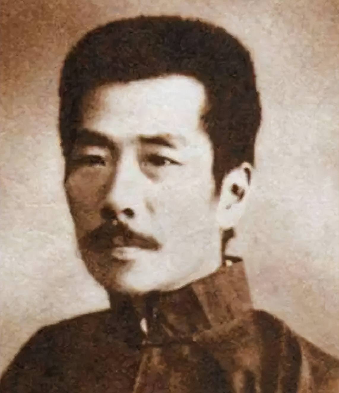 1919年鲁迅工资350块,花3500元买北京四合院一套,现在价值如何