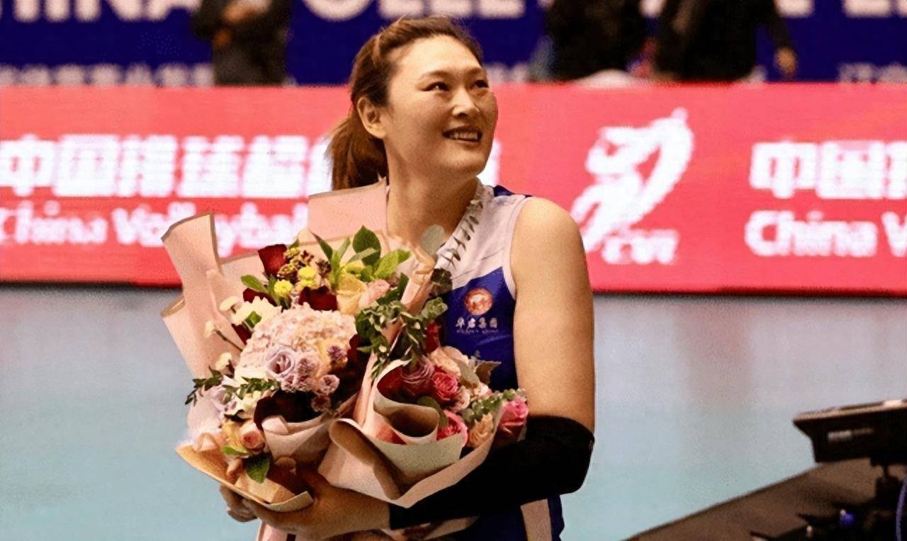 女排选手王一梅:11岁练排球,15岁入国家队,成名路上有很多艰辛