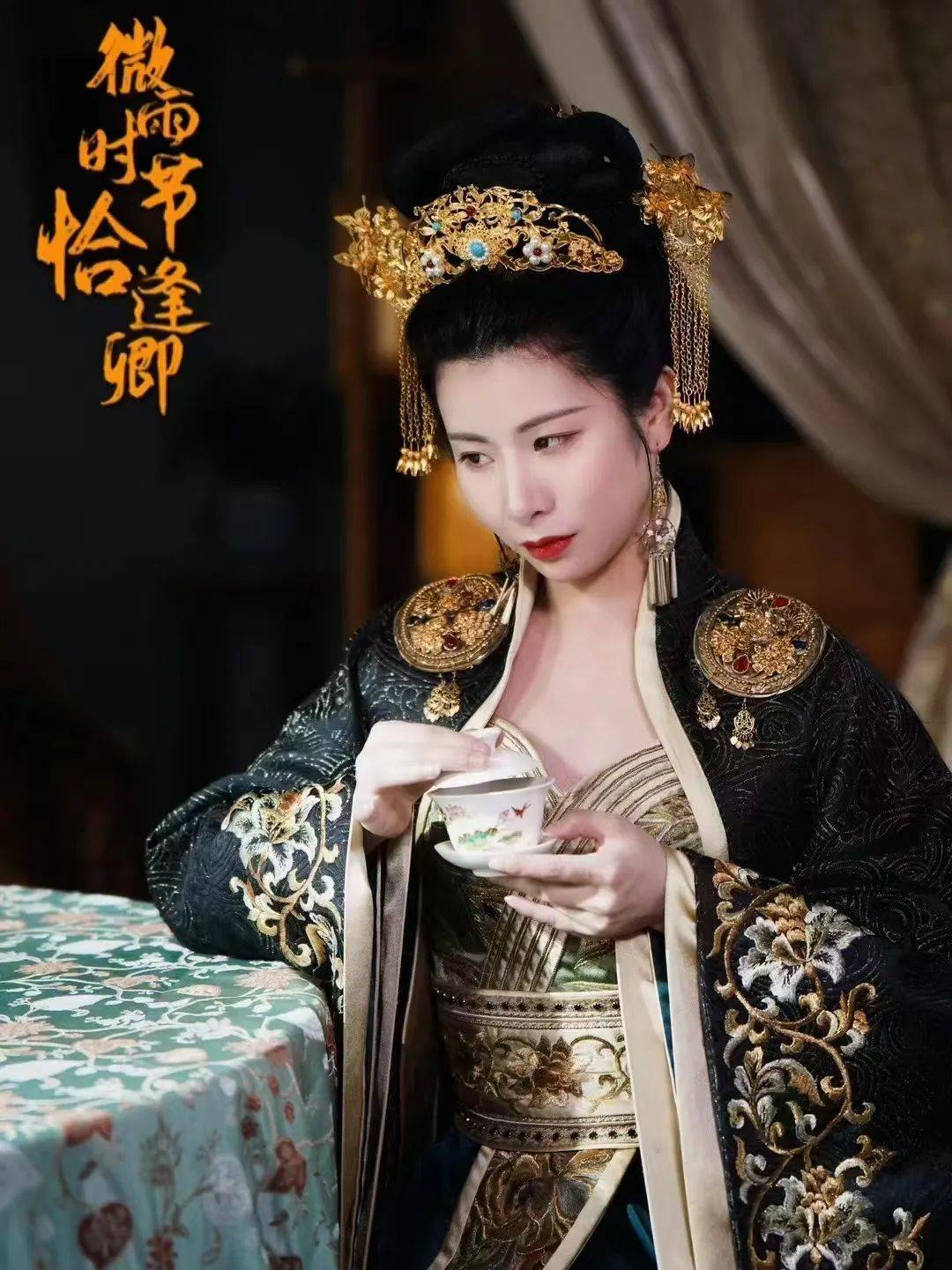 艾辰影视:学习毕业后如何就业?演员市场如何?这里告诉你答案!