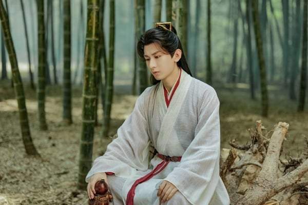 10位男星同龄不同命！ 《私藏浪漫》魏哲鸣结过婚，檀健次爆火