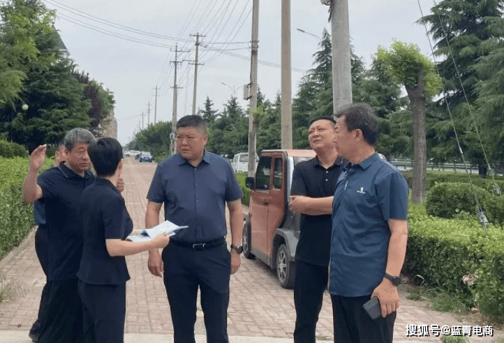 张瑞轩检查绛县乡村e镇项目建设进度