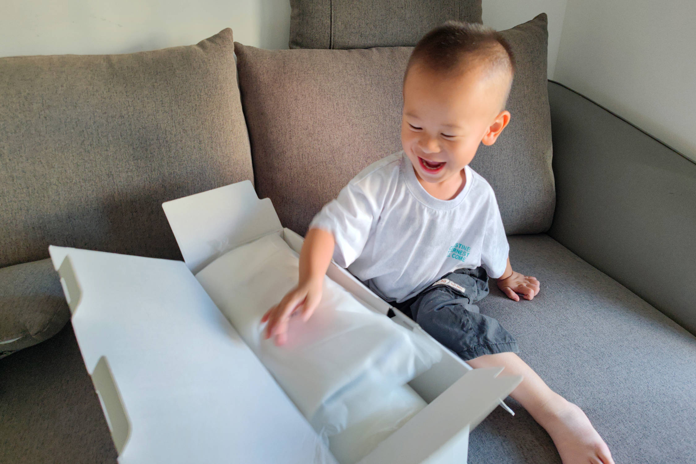 舒适护颈好睡眠,让每一个夜晚都更值得期待!米家护颈记忆绵深睡枕体验