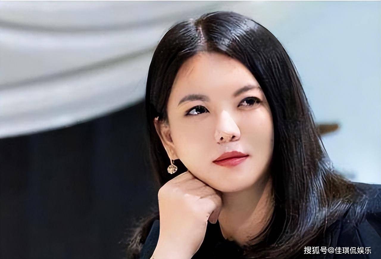 才明白王岳伦坚持离婚,是多么正确的选择_婚姻_女儿_王诗龄