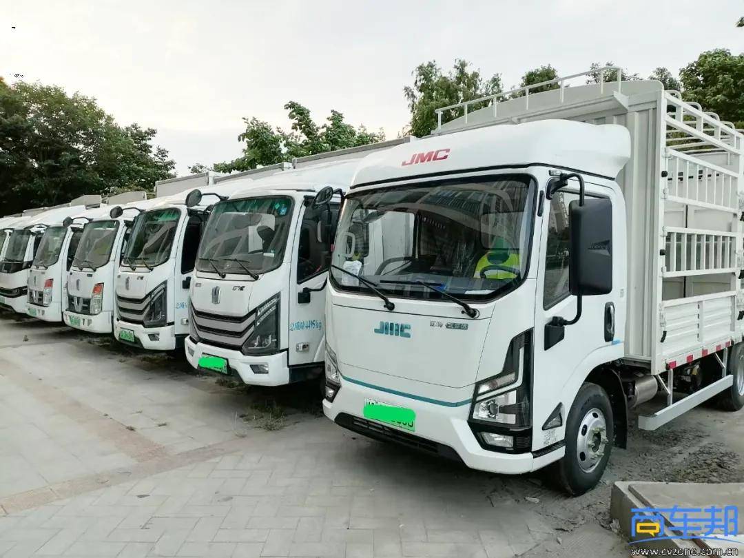 电动卡车是租赁好还是购买好?