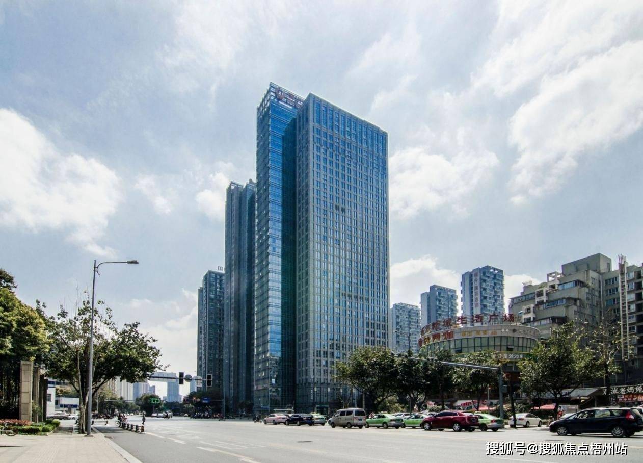 摩根中心的项目参数:大厦名称:摩根中心竣工日期:暂无数据层高:2.