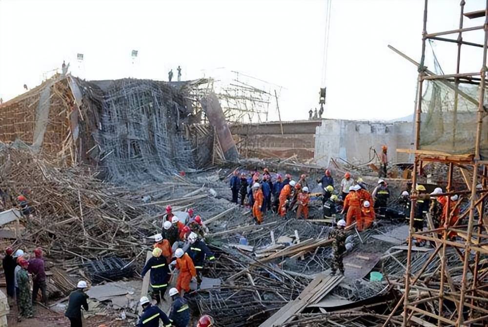 云南重大交通事故图片