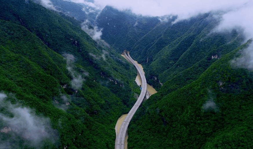 攀盐高速公路图片