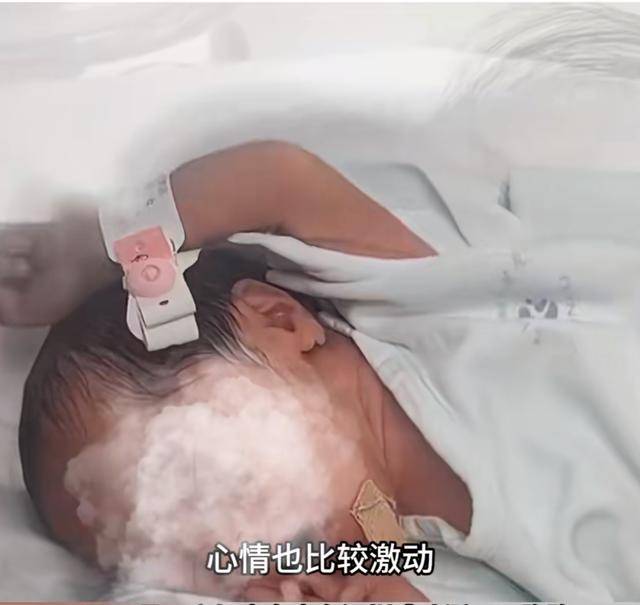 广东夫妻喜提4胞胎，父亲称收入微薄，当地妇联：社区街道都会介入-快手东莞四胞胎