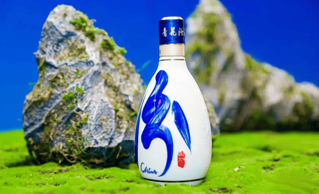 西凤酒青花瓷12年图片