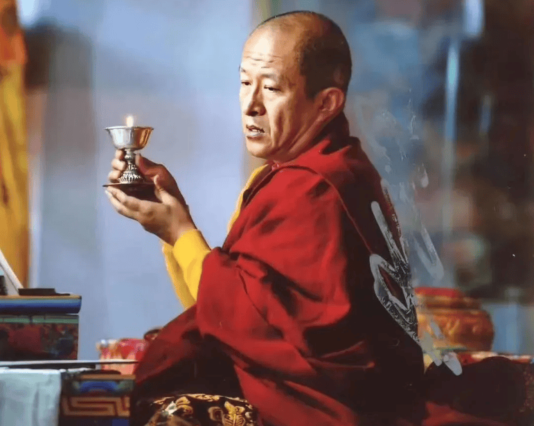 宗萨仁波切说: 世间的一切都是借给我们用的。凡事都有缘起缘灭,强求不得_人生_东西_财富