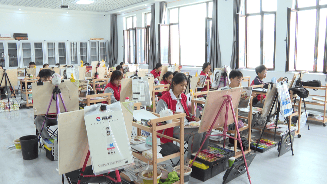 左权中学新校区全面投用