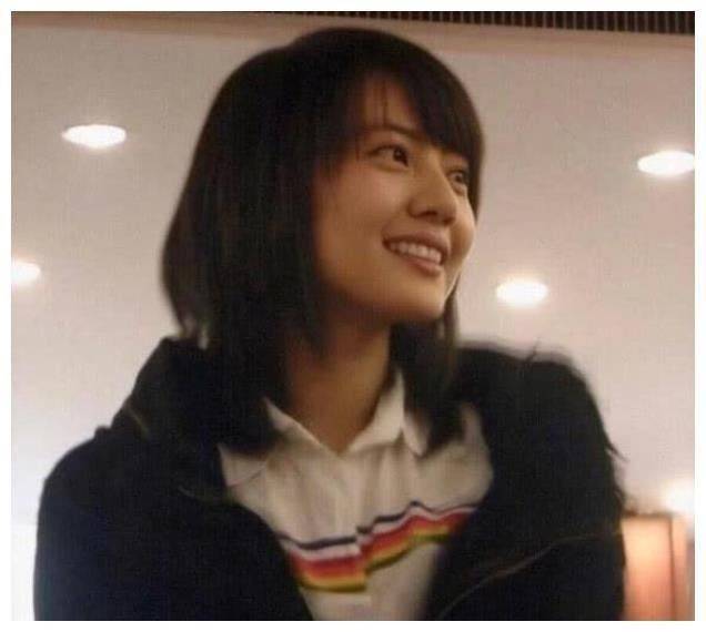 高圆圆17岁「高中超美旧照」曝! 班主任:至少10个班男生追求她