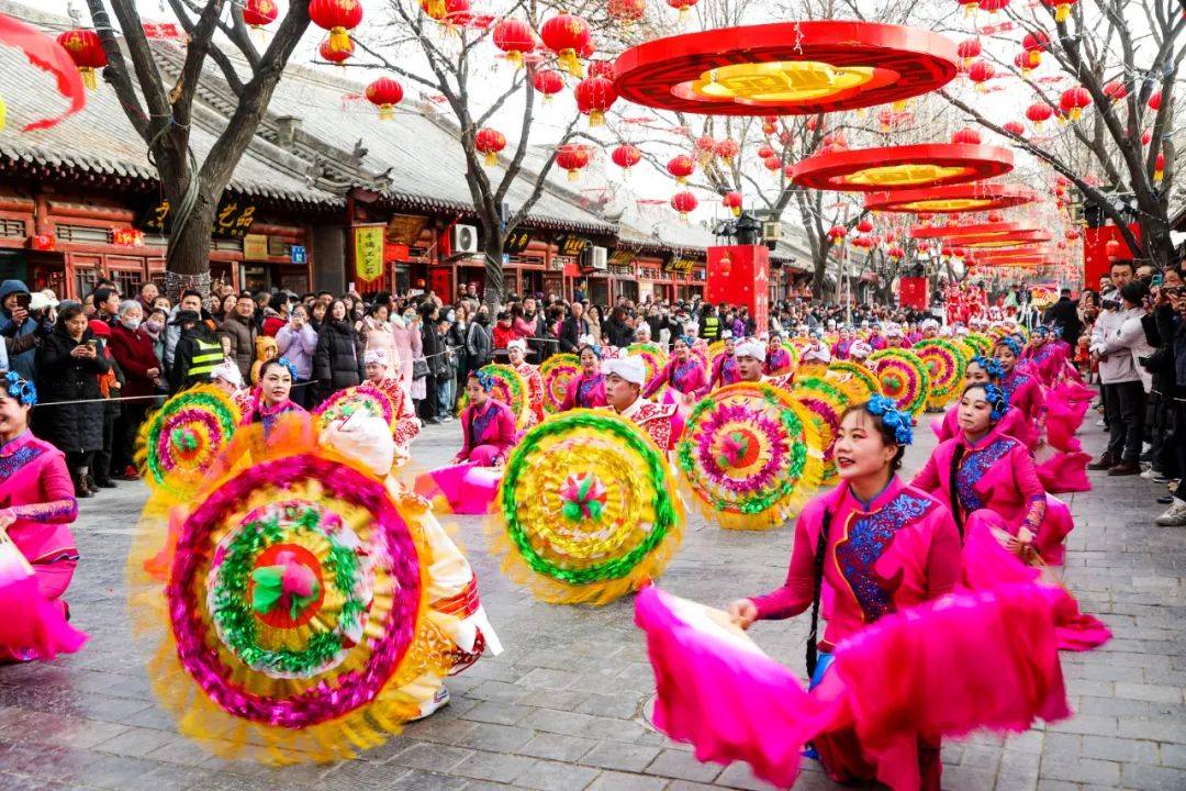 国家级非遗"陕北秧歌",黄土高原上的舞蹈盛宴!_土地_文化_场子