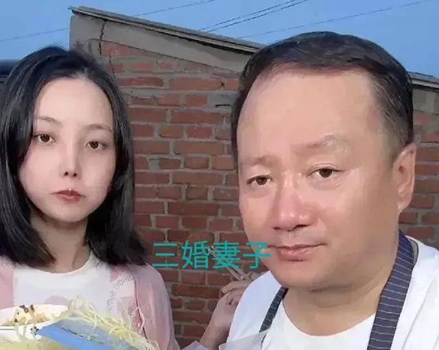 广坤现实中老婆图片