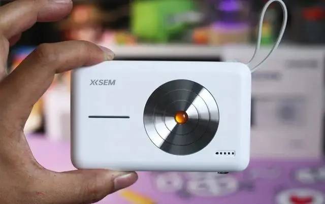 充电宝哪个品牌好？盘点最推荐十大耐用充电宝品牌！