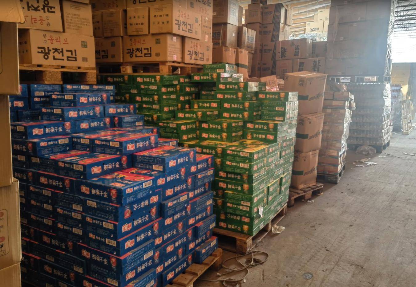 实地考察上海进口食品全品类临期批发仓库,4个库房共5000多平