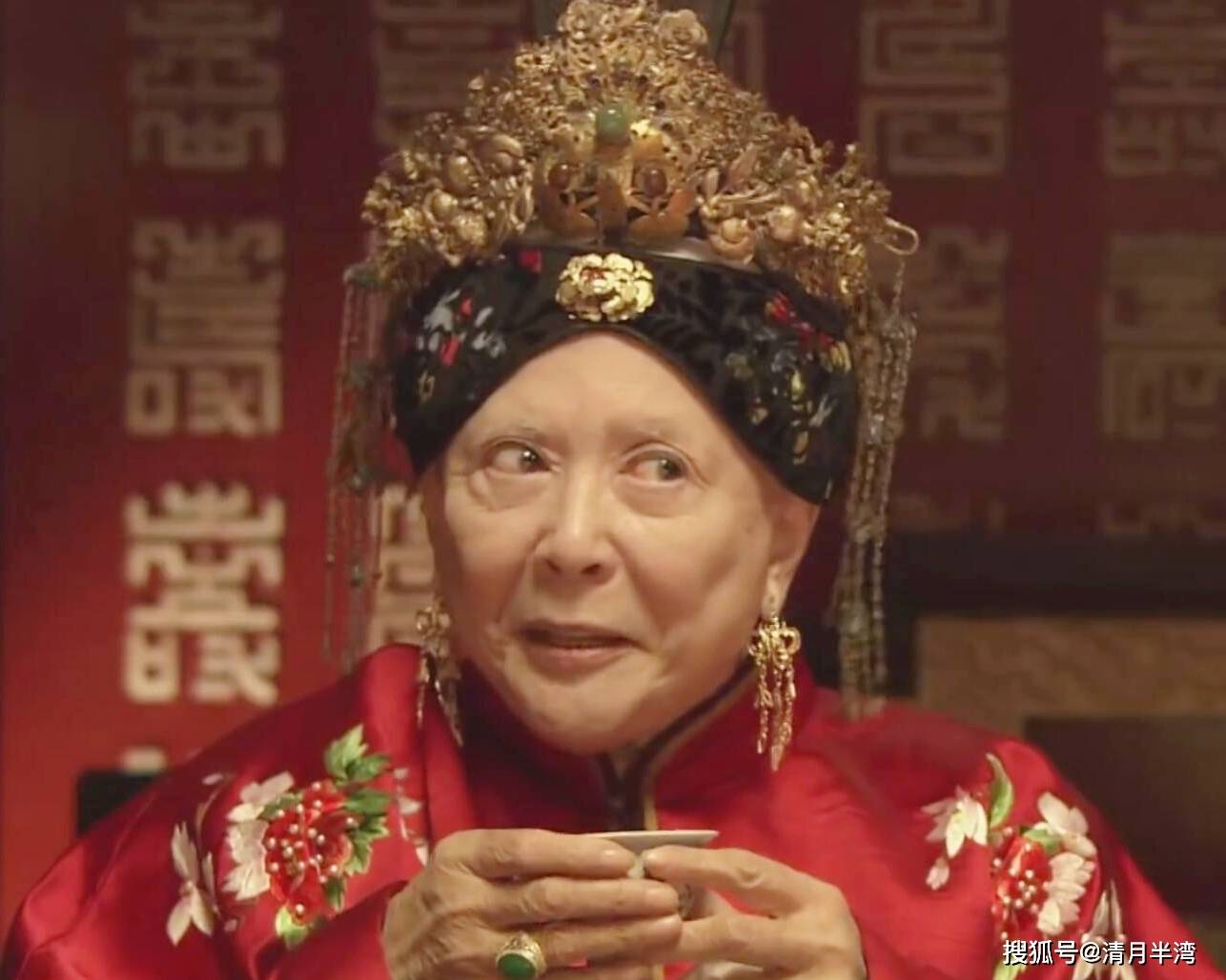 12位演过贾母的女演员,看过才知道,啥叫养尊处优,啥叫猴里猴气