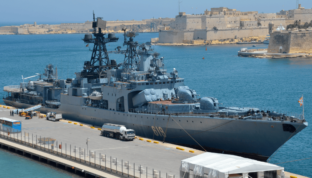 现代级驱逐舰,中国海军拥有4艘,俄罗斯为何仅剩了两艘?