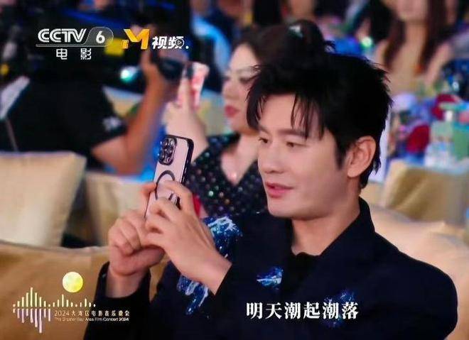 黄晓明祭出肖战直拍，成了肖战的站哥？压力给到王力宏了-黄晓明宝马战靴